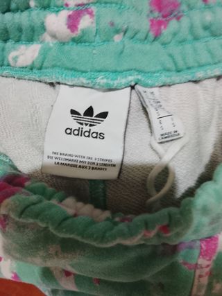 Pantalón corto Adidas ILIMITADO verde/rosa