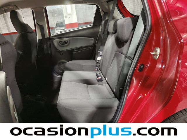 Toyota Yaris 70 Active 51 kW (69 CV)