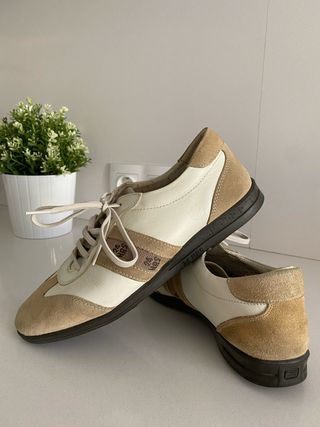 Zapatos mocasines mujer, marca "24
HRS"