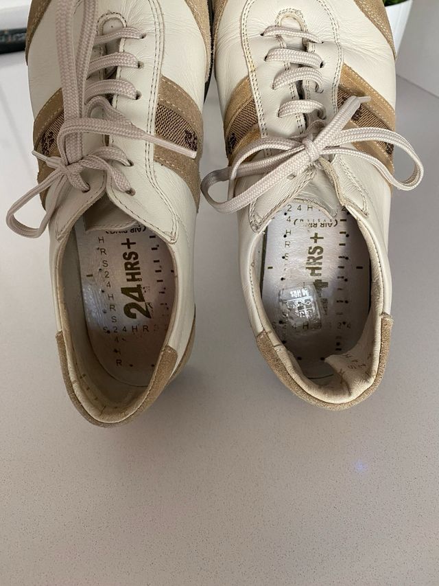 Zapatos mocasines mujer, marca "24
HRS"