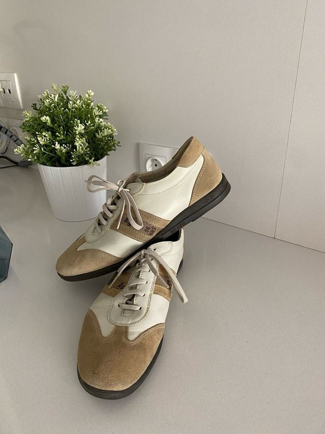 Zapatos mocasines mujer, marca "24
HRS"