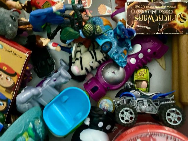 Lote de juguetes varios