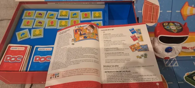 Robot DOC Clementoni Interactivo con Voz