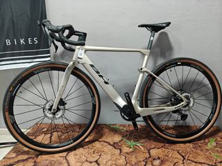 NUEVA BH iGravelx Carbon 2.7
