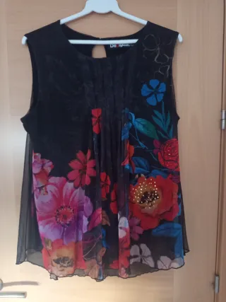 Camiseta Desigual Gasa y Lycra Talla L