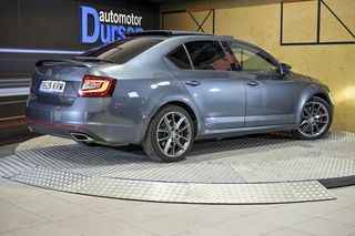 Skoda Octavia   2.0 TSI 180kW 245CV DSG RS 
