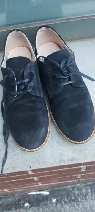 Zapatos niño azul. Solo estrenados para una boda