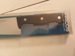 Cuchillo Arcos Mango Negro