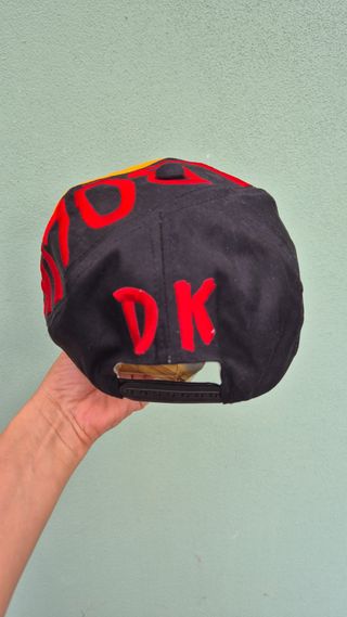 Cappello di Diabolik ricamato come nuovo