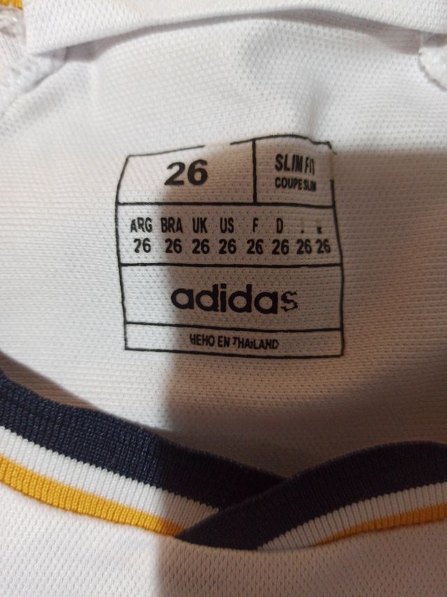 Equipación Real Madrid Vini Jr. Talla 26