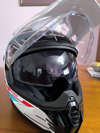 Casco LS2 Pioneer II