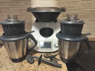 Thermomix TM5
Muy buen estado