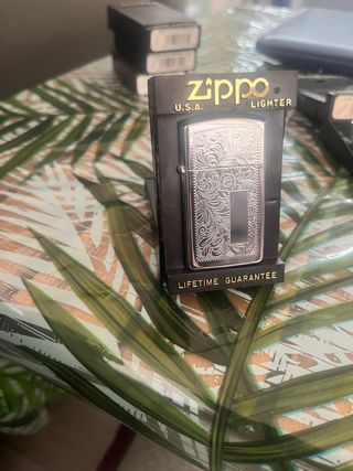 Mechero ZIPPO slim venetian plateado 
