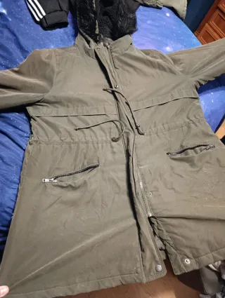 Cazadora verde militar Primark