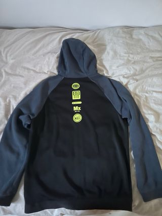 Sudadera Nike con cremallera