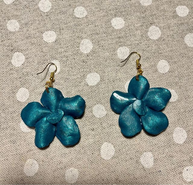 Pendientes flor hechos a mano