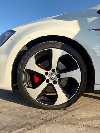 Volkswagen Golf GTI DSG 2013