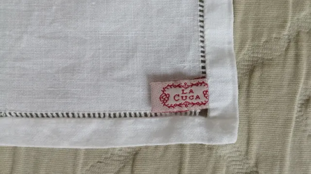 Manteles individuales de La Cuca bordados + REGALO