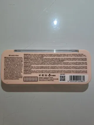 Paleta de sombras essence The Rose Edition