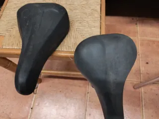 Asientos de Bicicleta Negros