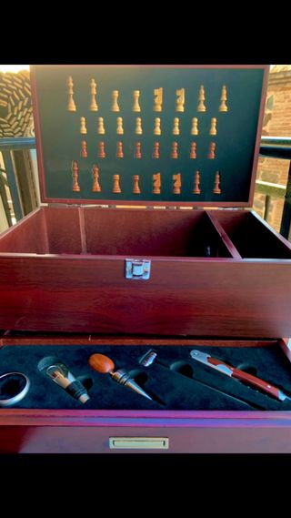 Estuche Lujo Ajedrez y Set Vino