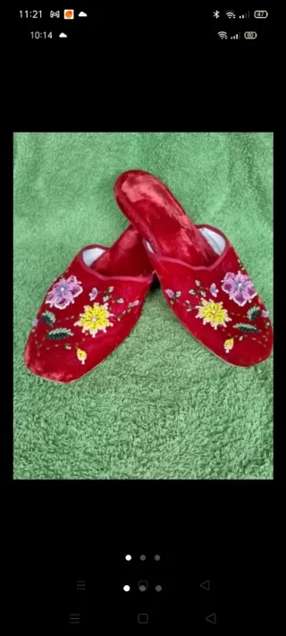 Zapatillas de terciopelo bordadas
