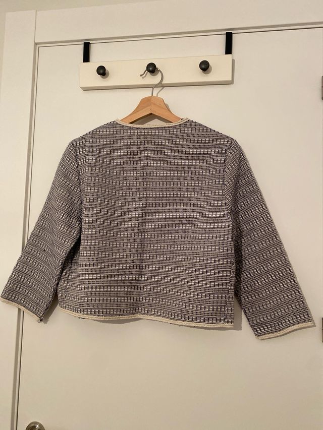 Chaqueta tweed azul y beige