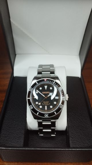 Reloj Seiko Mod Black-Bay Negro Plateado y Dorado