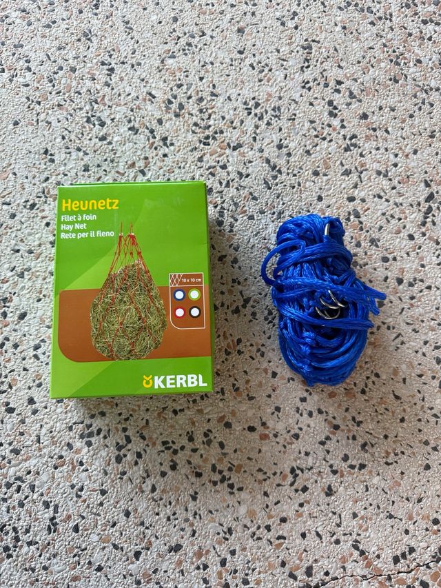 Rete per fieno Kerbl blu