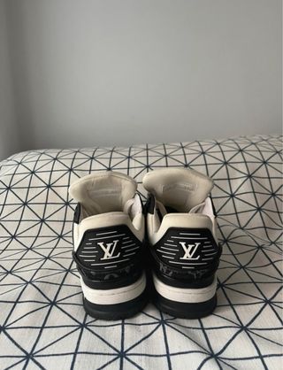 Zapatillas Louis Vuitton Trainer Negras y Blancas