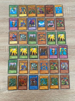 222 Cartas Yu-Gi-Oh!