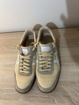 Asics Tiger Gel Vickka – estilo retro, como nuevas