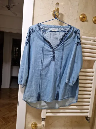 Camisa vaquera bordada talla S