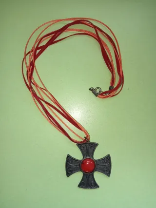 Colgante Cruz Gótica