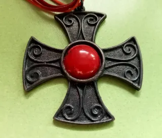 Colgante Cruz Gótica