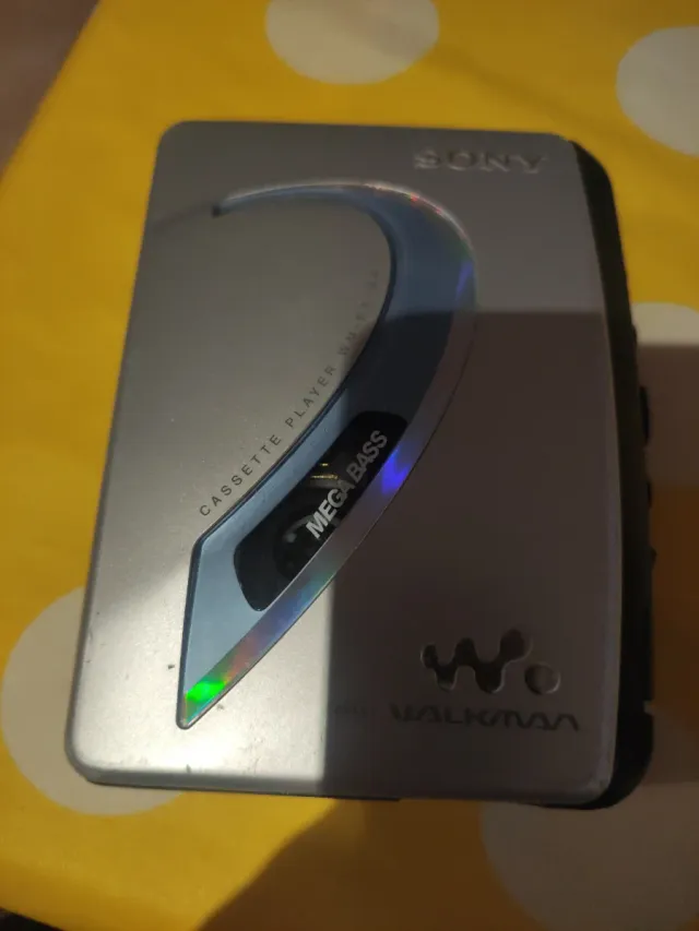 Walkman Sony WM-EX194 Radio Cassette Negro