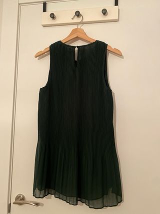 Blusa Zara plisada verde botella talla S