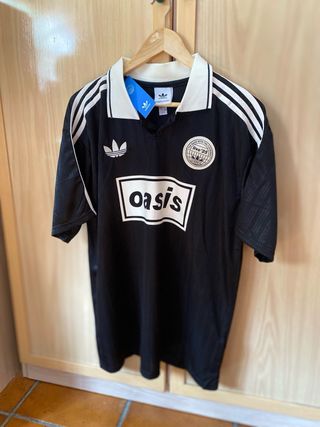 Camiseta Adidas Oasis Negra
