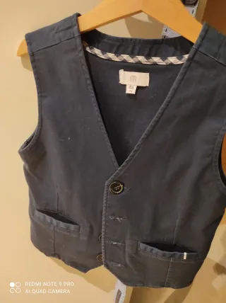 Traje de niño azul y blanco 