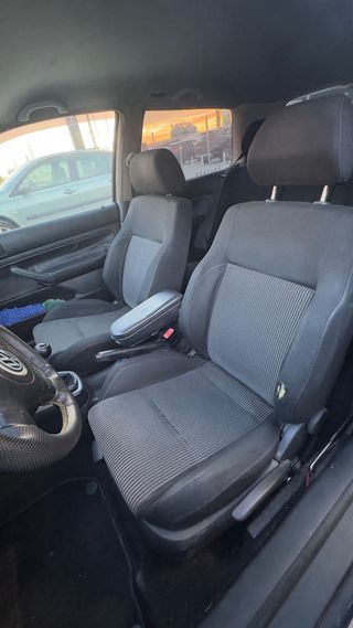 Volkswagen Golf 2003