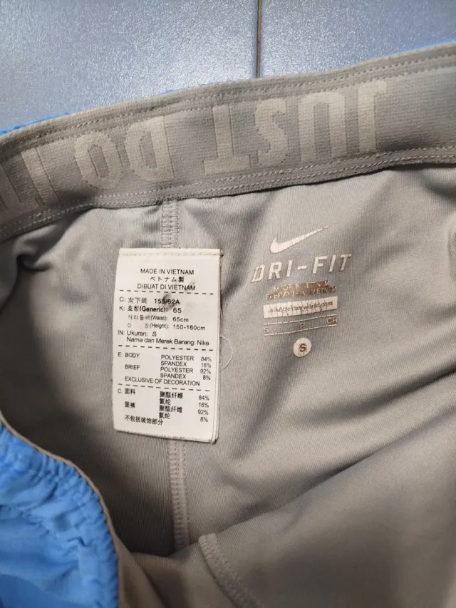 Nike 2 en 1 Shorts Deportivos Talla S