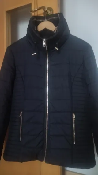 Parka ONLY Negra Corte Inglés