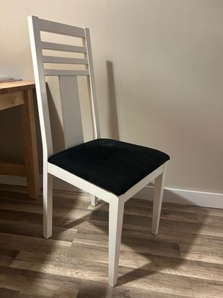 Conjunto de 4 sillas comedor blancas
