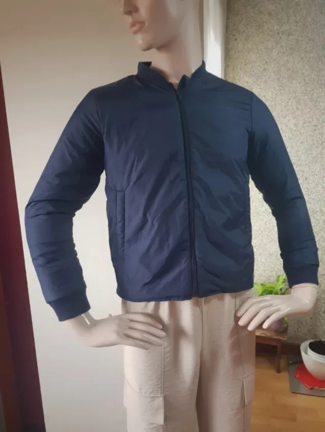 Cazadora azul marino talla XS