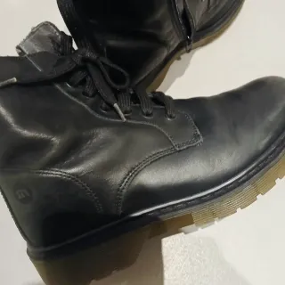 Stivaletti donna vera pelle suola carrarmato