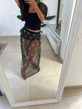 Falda tul negra larga lunares dorados