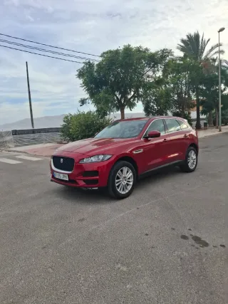 Jaguar F-Pace 2016