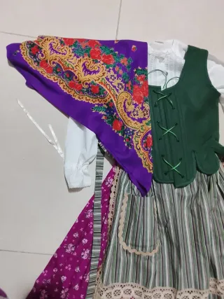 Traje regional niña talla 8-10