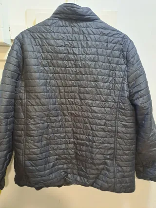 Chaqueta acolchada negra
