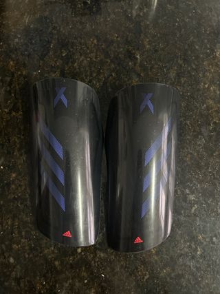 Espinilleras Adidas X